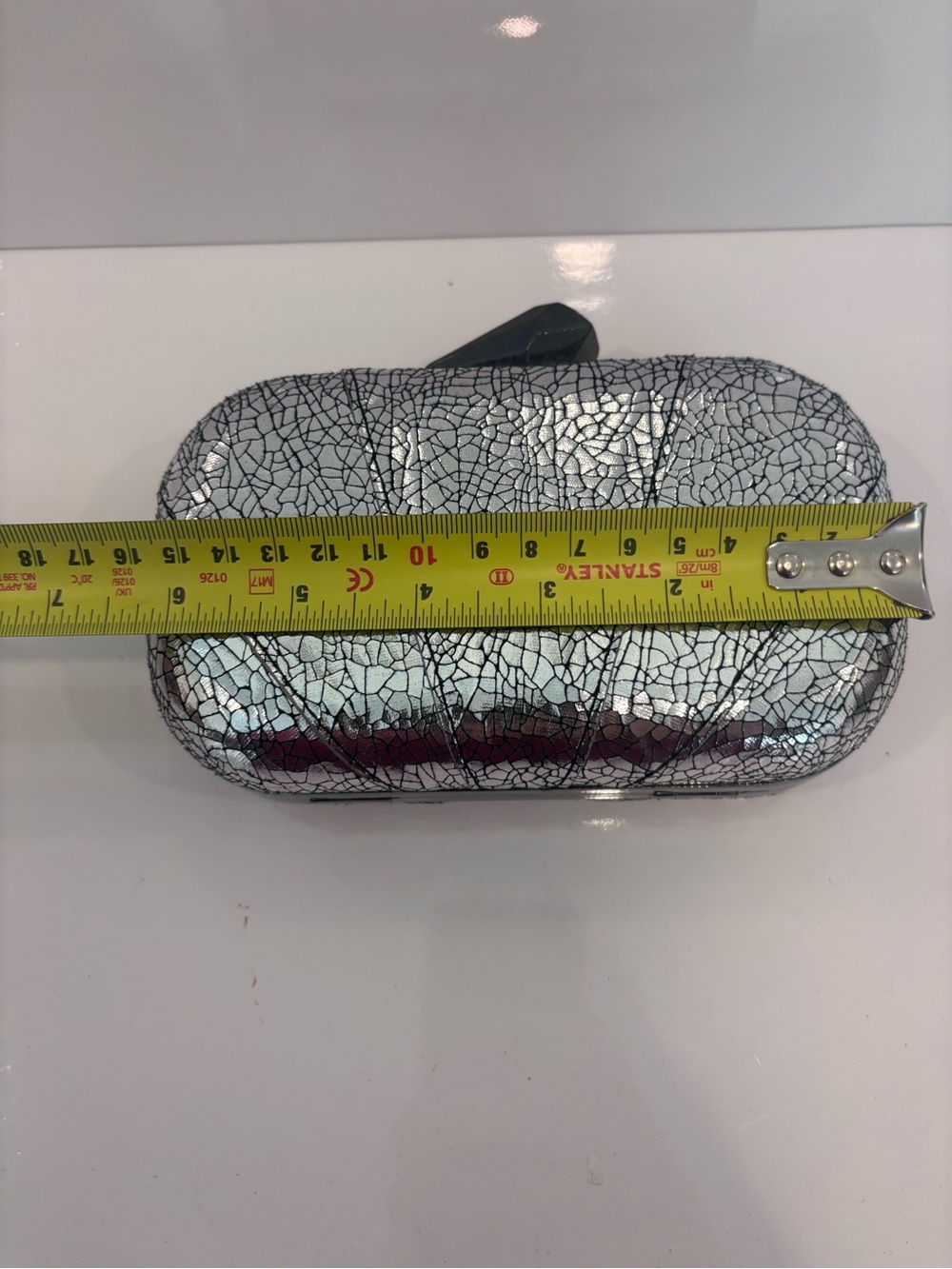 Silver Crackle Hard-Case Evening Clutch with Black Chain by limited edition - Picture 7 of 8